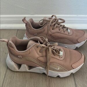 Nike Women's Pink Sneakers